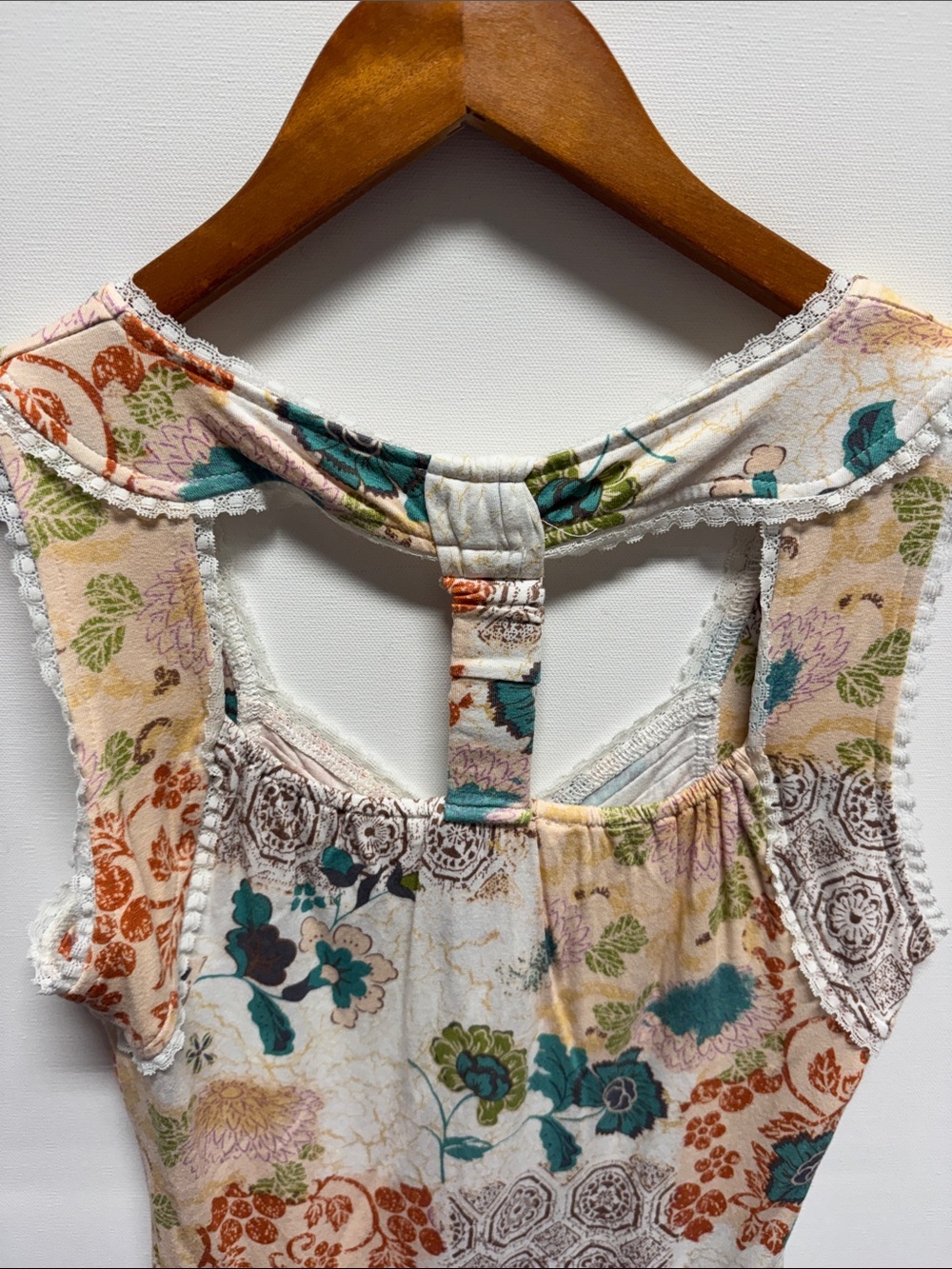 American Rag Multi-Color Floral Patchwork Tank Top - Picture 8 of 8
